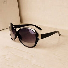 Load image into Gallery viewer, Women&#39;s Luxury Fashion Summer Sun Glasses with Gold colour gilded top frame and hinges